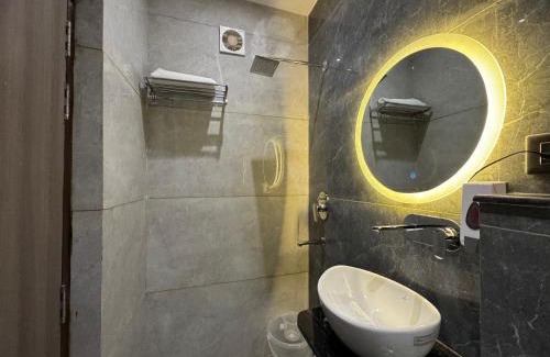 Mathura Hotel | C2 Hotel