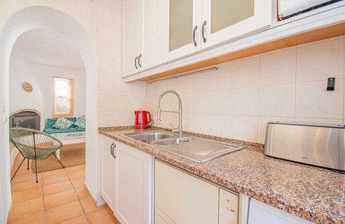 Mato Serrao Ski Chalet | C63 Quinta do Paraiso Beautiful Single Storey Bungalow