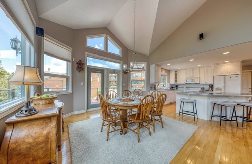 East Kootenay House | Marble Canyon 3 Bedroom Townhome: Unit 201P2