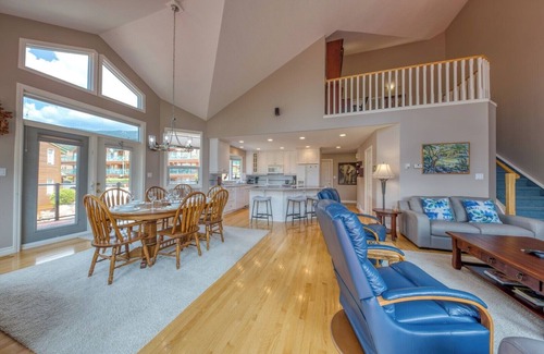 East Kootenay House | Marble Canyon 3 Bedroom Townhome: Unit 201P2