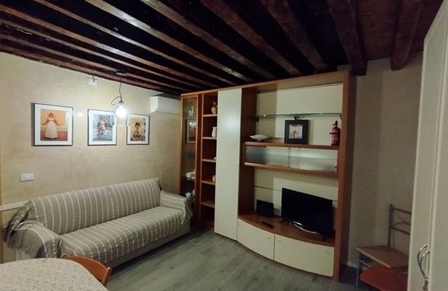 Castello Apartment | Ca Lirica Peace of Mind Just a few Steps From St Mark's Square
