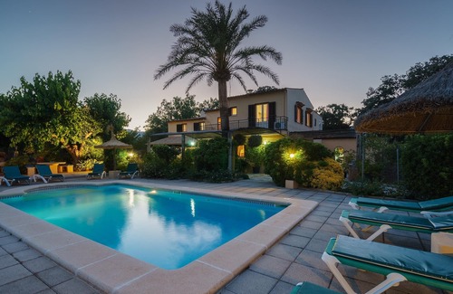 Pollensa Ski Chalet | Ca'n bou petit* Mallorquin farmhouse. Very quiet. Close to all sites.AACC .Wifi