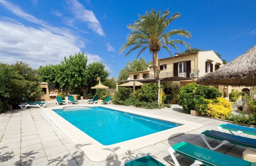 Pollensa Ski Chalet | Ca'n bou petit* Mallorquin farmhouse. Very quiet. Close to all sites.AACC .Wifi