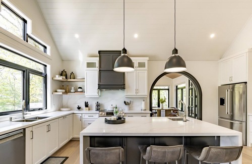 Carling Cottage | Private 5 bed 4 bath cottage on Georgian Bay
