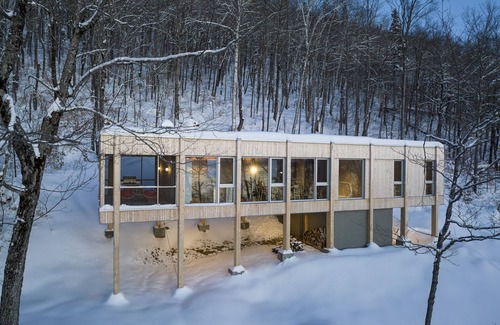 Petite-Riviere-Saint-Francois House | Tree house Chez Leon