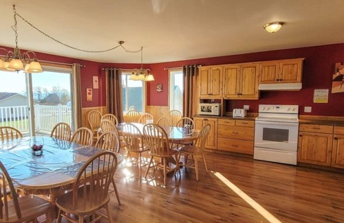 Petite-Riviere-Saint-Francois Ski Chalet | Hôtel à la maison - La Maison Elsa, fleuve et ski