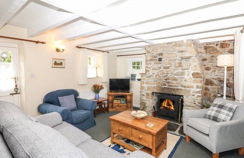 St. Martin Cottage | Cabin ∙ 2 bedrooms ∙ 4 guests