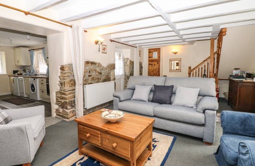 St. Martin Cottage | Cabin ∙ 2 bedrooms ∙ 4 guests