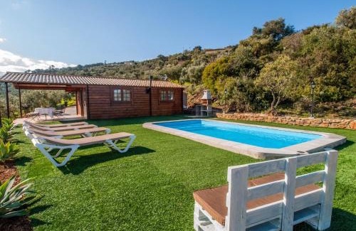 El Gastor Ski Chalet | Cabaña 82 by Villamya