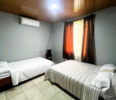 Penjamo House | Cabaña Ecos del Río