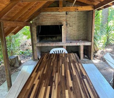 Valeria del Mar House | Cabaña en el bosque con quincho
