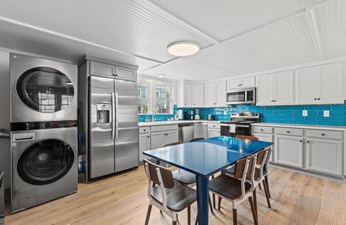 Crescent Beach Apartment | Cabana Beach 5 3BR Condo Just Steps from the Ocean