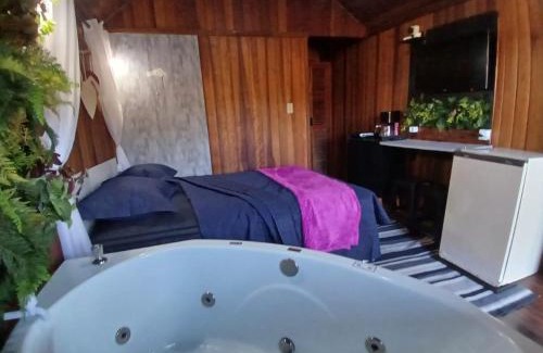 Nazare Paulista Apartment | Cabana do Lago com Jacuzzi