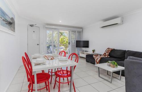 Bogangar Apartment | Cabarita Beachfront Poolside 28