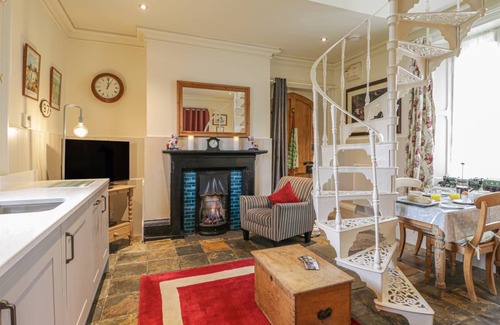 Ruswarp Cottage | Cabin ∙ 1 bedroom ∙ 2 guests