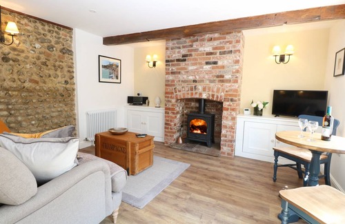 Sheringham Cottage | Cabin ∙ 1 bedroom ∙ 2 guests