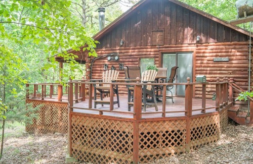 Eureka Springs Cabin | Cabin 11Redbud Valley+Jacuzzi Tub+Deck+Pond+Trails
