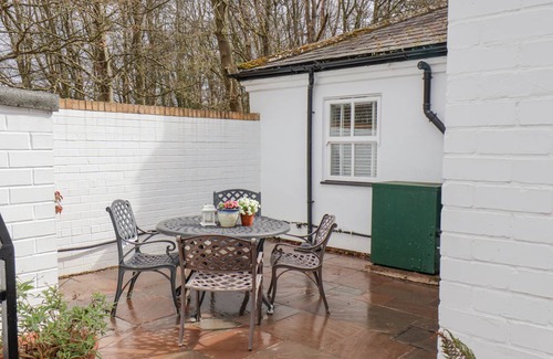 Guisborough Cottage | Cabin ∙ 2 bedrooms ∙ 4 guests