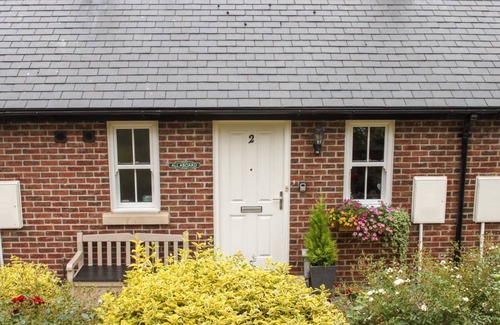 Whitby Cottage | Cabin ∙ 2 bedrooms ∙ 4 guests