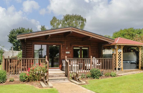 Northallerton Cottage | Cabin ∙ 2 bedrooms ∙ 4 guests