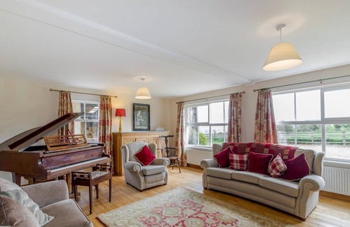 Guisborough Cottage | Cabin ∙ 3 bedrooms ∙ 6 guests