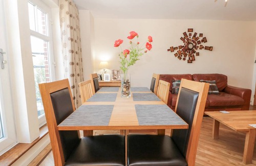 Whitby Cottage | Cabin ∙ 3 bedrooms ∙ 6 guests