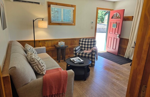 Lake Ann Cabin | Cabin #3- Sleeping Bear Resort