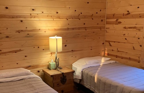 Duluth Cabin | Cabin and Bunk House