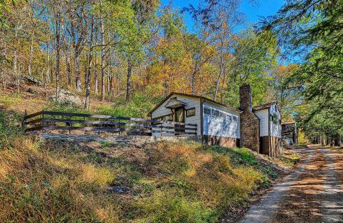 Ligonier House | Cabin in Nature at Cliffwood Colony