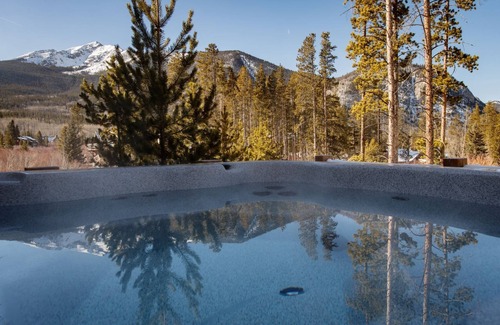 Frisco Cabin | Cabin in the Woods | 2+Loft/2BA | PVT Hot Tub