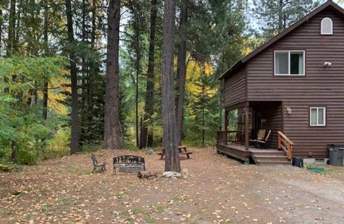 Sandpoint Cabin | Cabin on Little Sand Creek