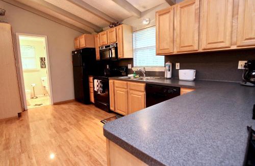 New Braunfels Apartment | Cabin on the Chute