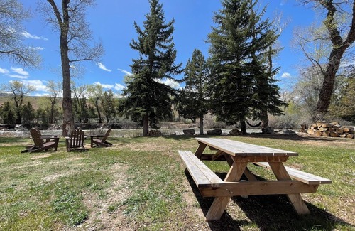 Dubois Cabin | Cabin on the Wind River - Excellent in-town location!