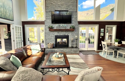 Durango - Purgatory Cabin | Cabin with Hot Tub, Pickleball Court, Private Pond, Close to Town and Ski Resort