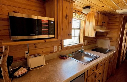 Mammoth Creek Cabin | Cabins by Panguitch Lake: Where Rustic Charm Meets Amazing Fishing!