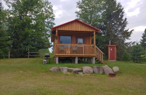Hastings Highlands Cabin | Cabins on the York - Loon Cabin #1