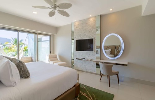 San Jose del Cabo Resort | Cabo, Ocean View Loft, Luxury 3-Bedroom, 2-King and 2-Queens, 4,198 sq. ft.