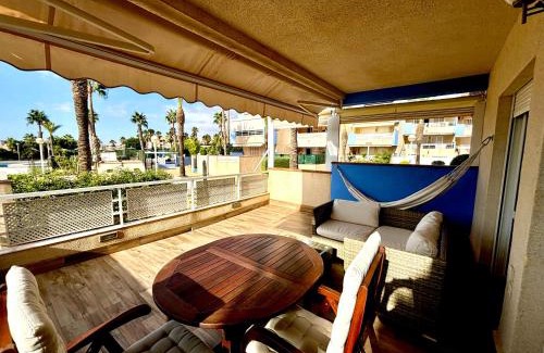Orihuela Costa Apartment | Cabo Roig Calas de Campoamor Pádel y piscina con vistas al mar