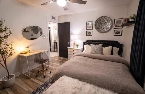 Raskin Estates House | Cactus Luxury, Comfort, and Amenities galore!