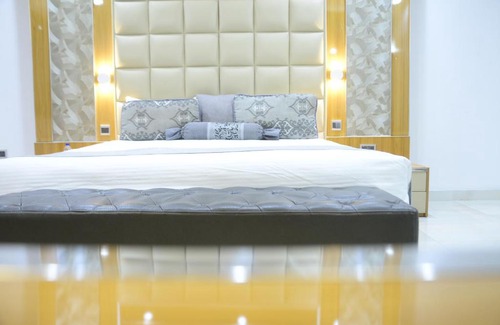 Lekki Phase 1 Hotel | Caesar's Luxury Hotel