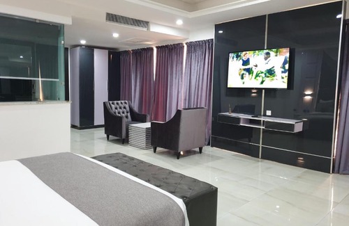 Lekki Phase 1 Hotel | Caesar's Luxury Hotel