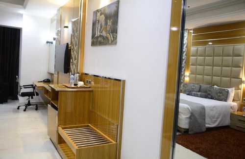 Lekki Phase 1 Hotel | Caesar's Luxury Hotel