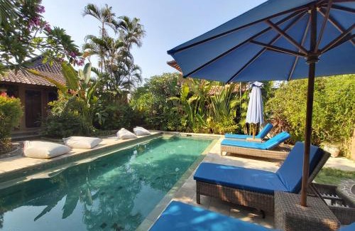Senggigi House | Cafe Wayan Cottages Senggigi
