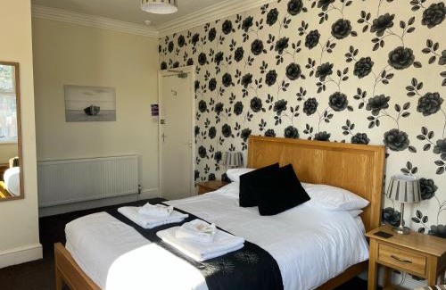 Hele Bed & Breakfast | Cairn House