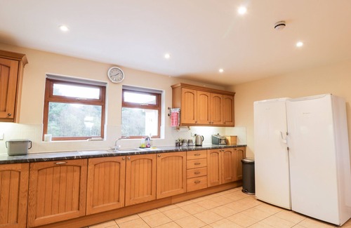 Stranraer House | CAIRNHAPPLE HOUSE, family friendly, with a garden in Stranraer