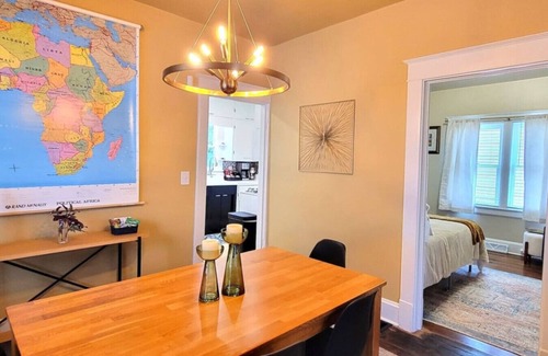 Walnut Street Apartment | Cairo St Bungalow-Dog friendly-No Cleaning Fee