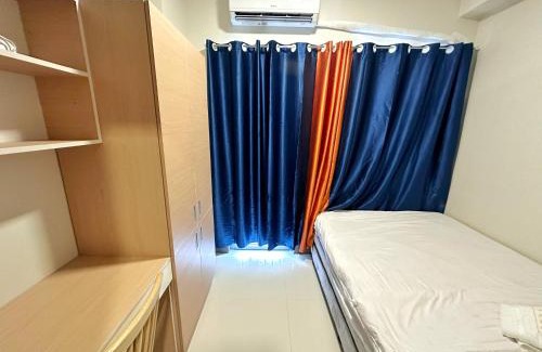 Highway Hills Apartment | Cairong Inn Condominium pool TV with Netflix FAME RESIDENCES