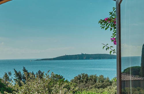 Cala Rossa Villa | Cala Rossa, Superb villa with sea view and beach 5mn walk away