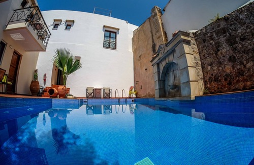 Atsipópoulon Apartment | Calergi Residence 3❤️️Stylish Loft❤️Amazing Terrace🌼Pool🏡MONTHLY OFFERS❤️️