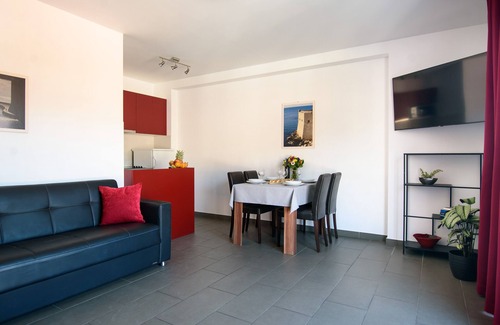 Dubrovnik Apartment | California Apartments
